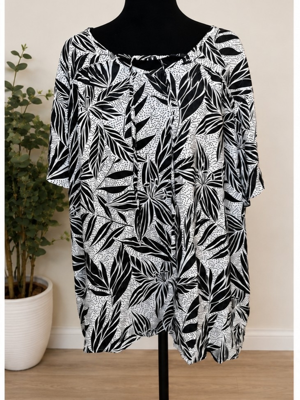 Black And White Women's Blouse With Relaxed Keyhole Neck